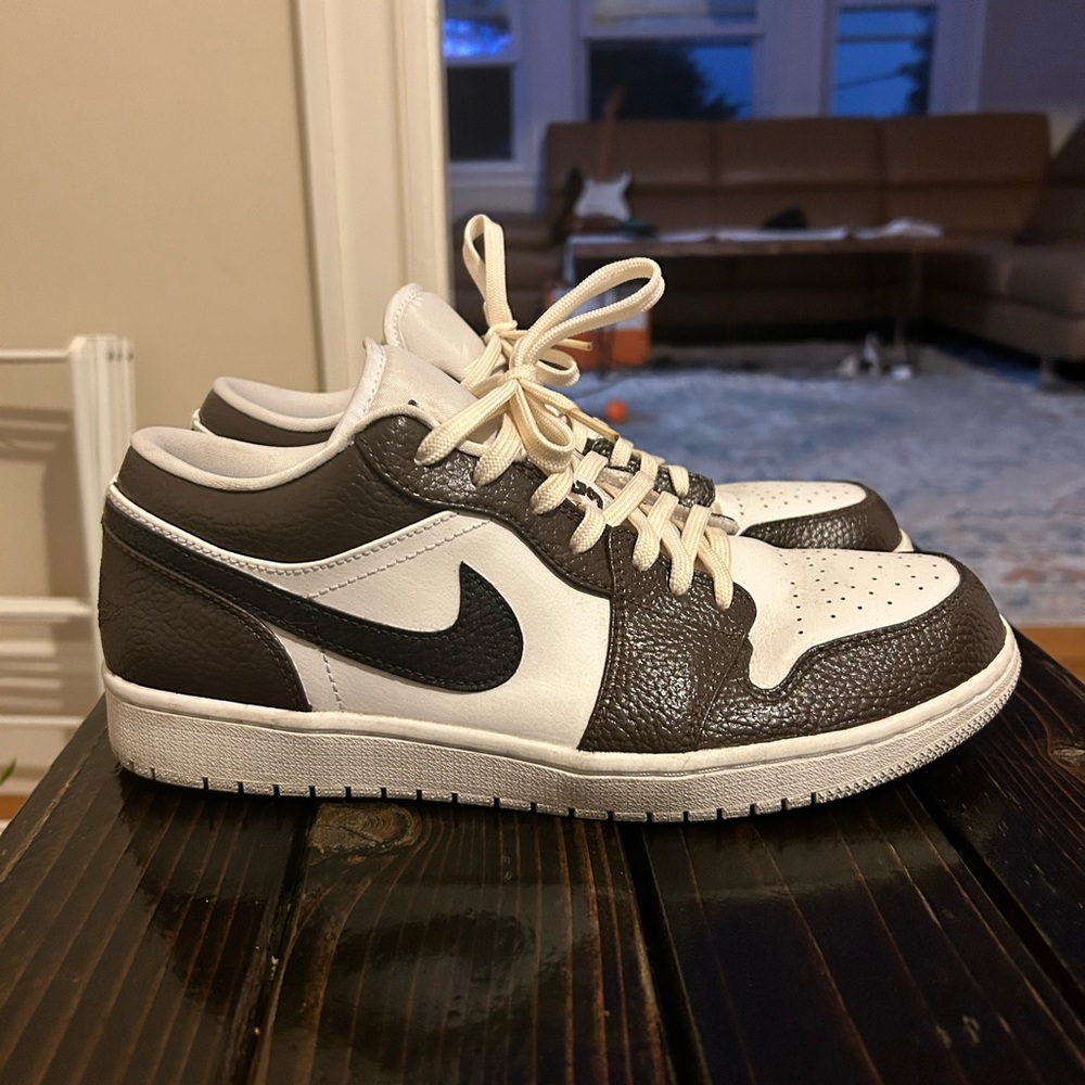 Nike Men's Jordan 1 Low Top Custom Paint Chocolate Brown Sneakers